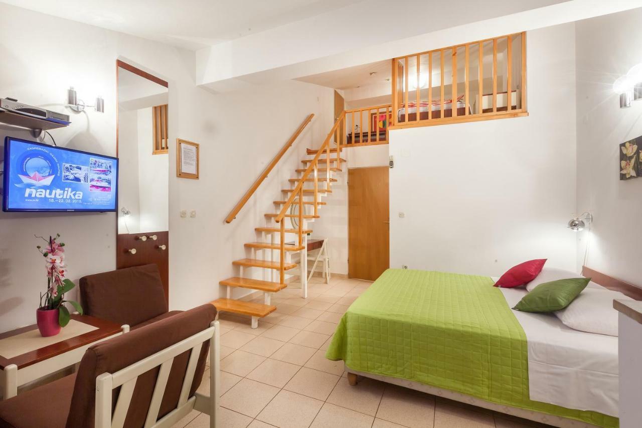 Vila Nela Tučepi Exteriér fotografie