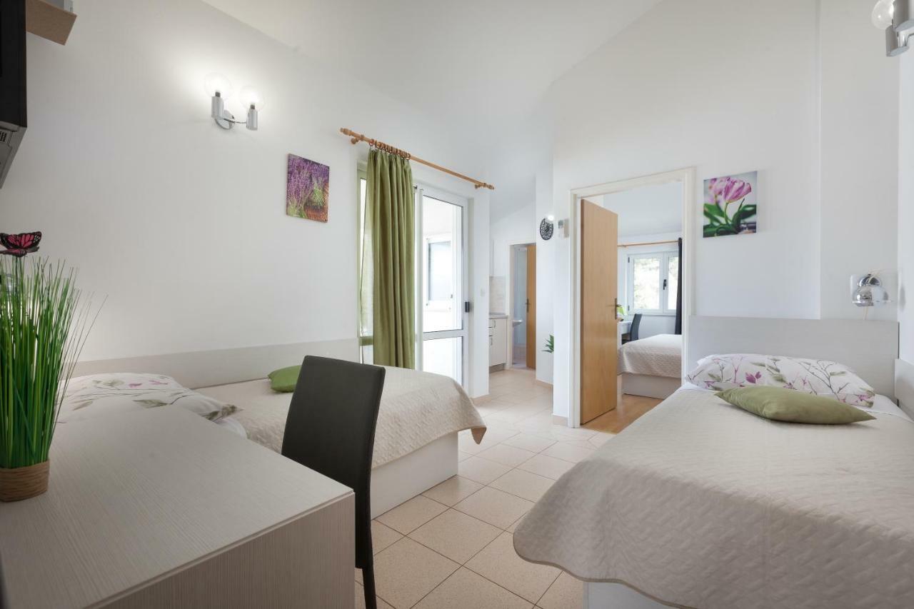 Vila Nela Tučepi Exteriér fotografie